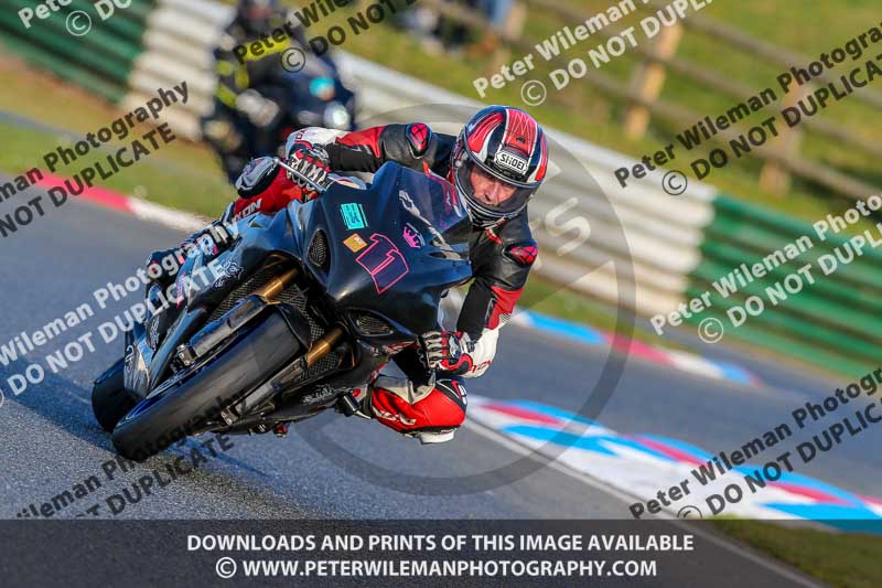 PJM Wedding Photography;enduro digital images;event digital images;eventdigitalimages;mallory park;mallory park photographs;mallory park trackday;mallory park trackday photographs;no limits trackdays;peter wileman photography;racing digital images;trackday digital images;trackday photos